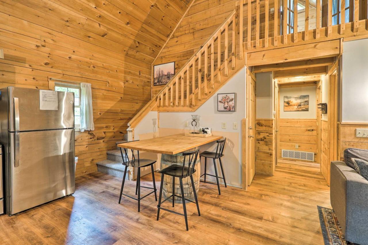 Cozy Retreat With Porch And Double Jj Resort Access! Rothbury 外观 照片