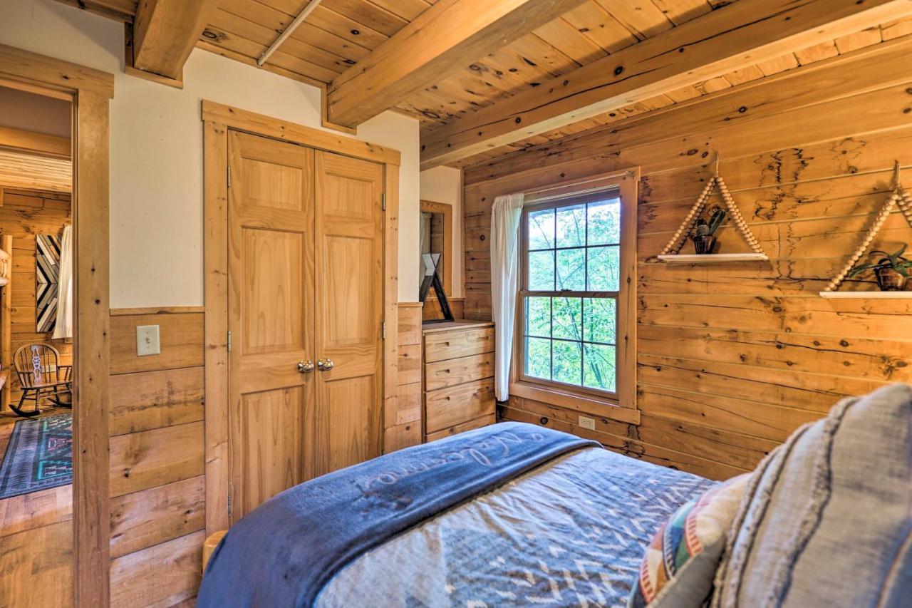 Cozy Retreat With Porch And Double Jj Resort Access! Rothbury 外观 照片