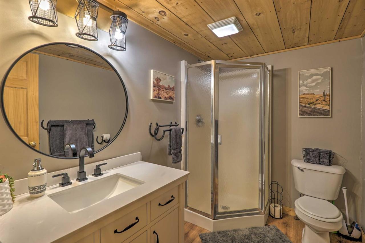 Cozy Retreat With Porch And Double Jj Resort Access! Rothbury 外观 照片